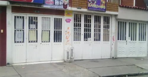 PELICULAS Y VIDEO JUEGOS EL CHAVITO BOGOTÁ PELICULAS Y VIDEO JUEGOS EL CHAVITO BOGOTÁ